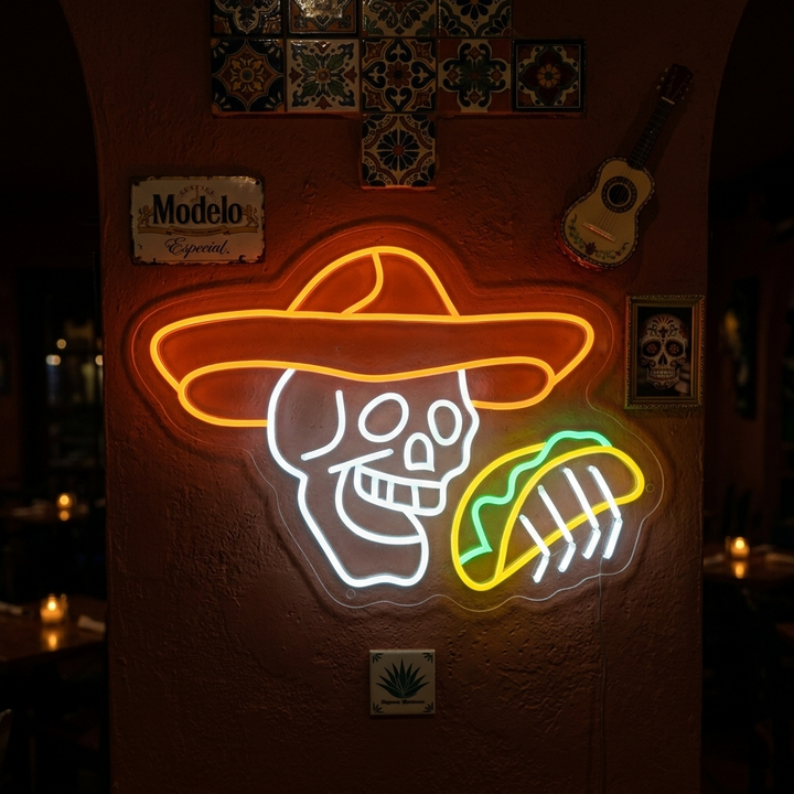 "Hodeskalle med taco" Neonskilt