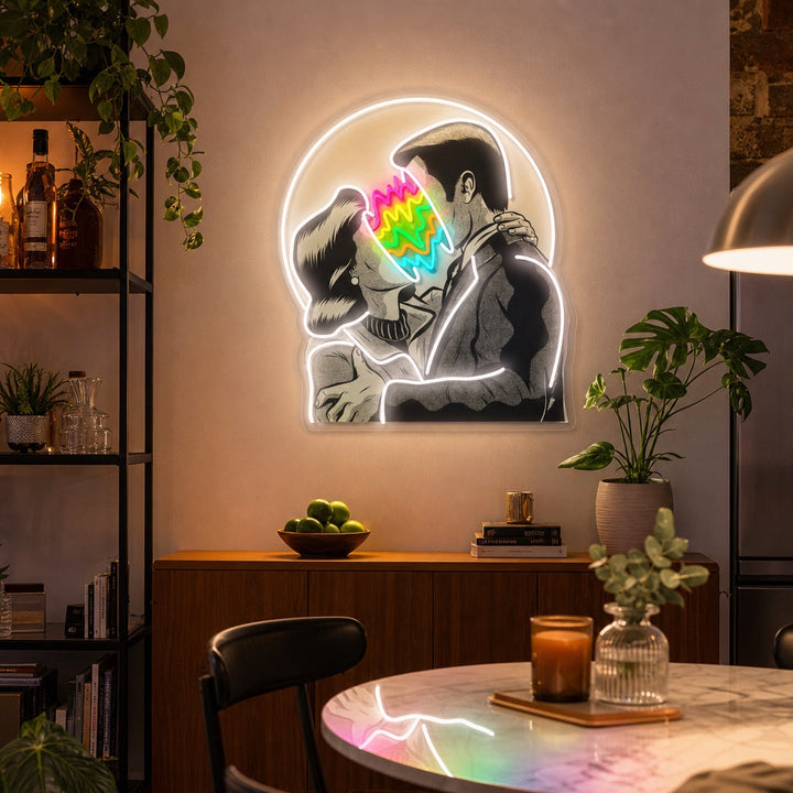 "Fargeelskere, kyssing par" UV-trykt LED-neonskilt