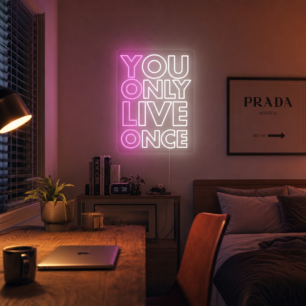 "You Only Live Once YOLO" Neonskilt