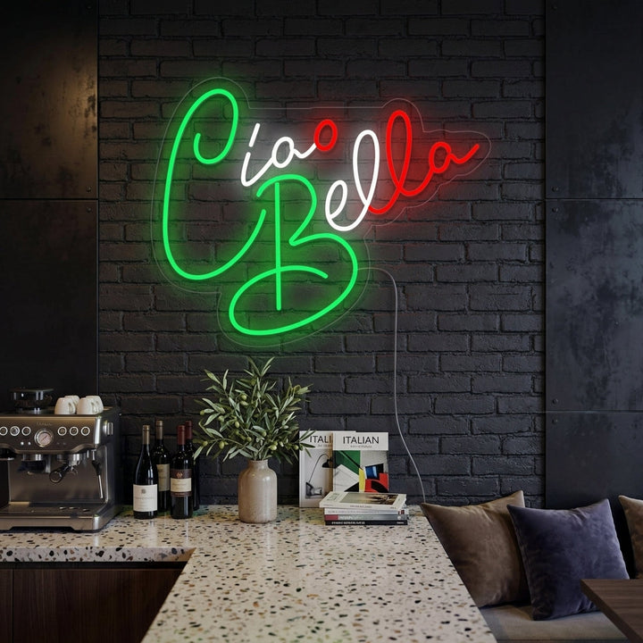 "Ciao Bella Hello Beautiful" Neonskilt