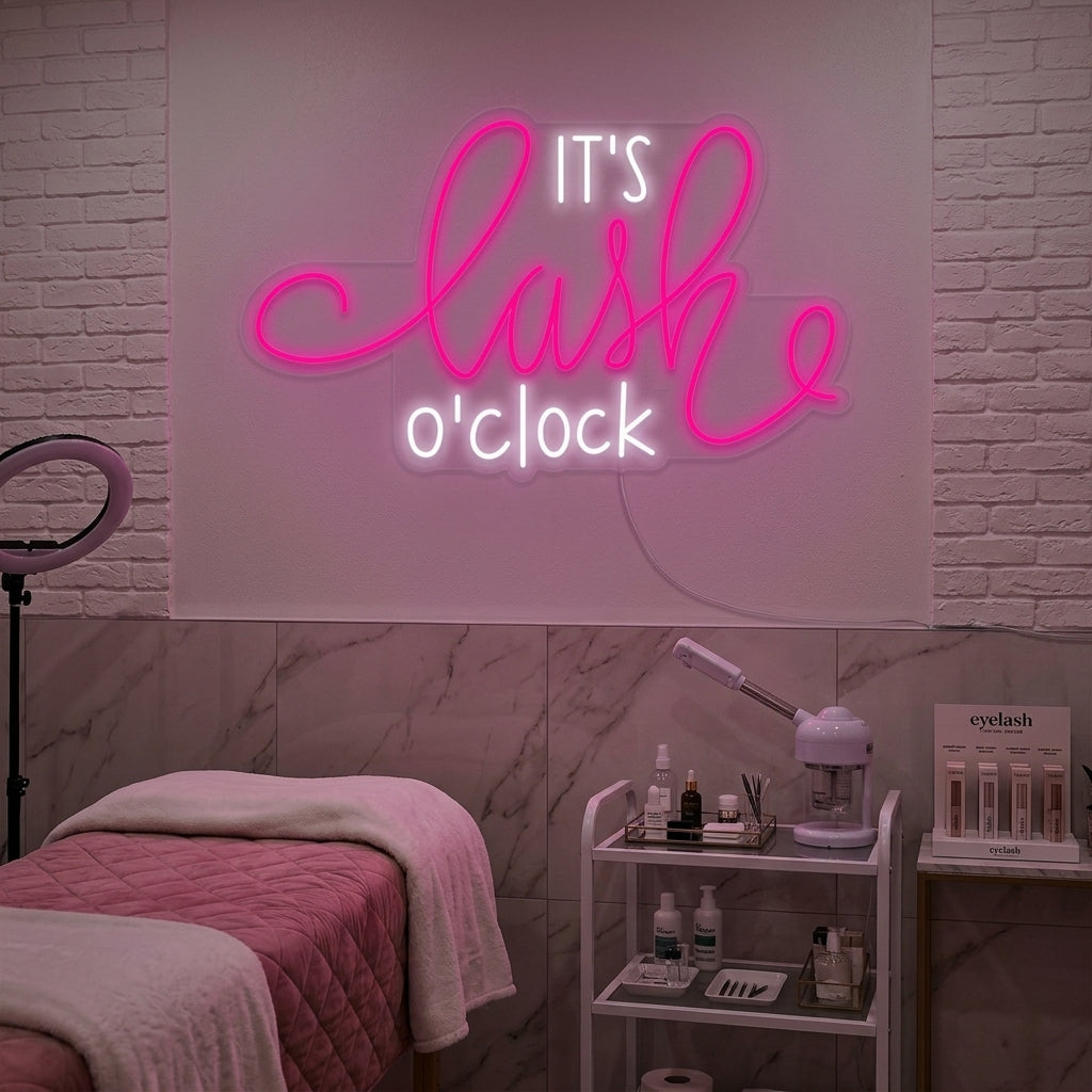 "Its Lashes Oclock" Neonskilt