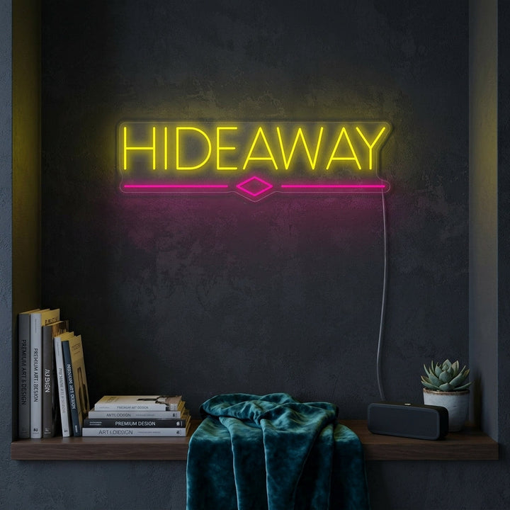 "Hideaway, ølbarflagg" Neonskilt