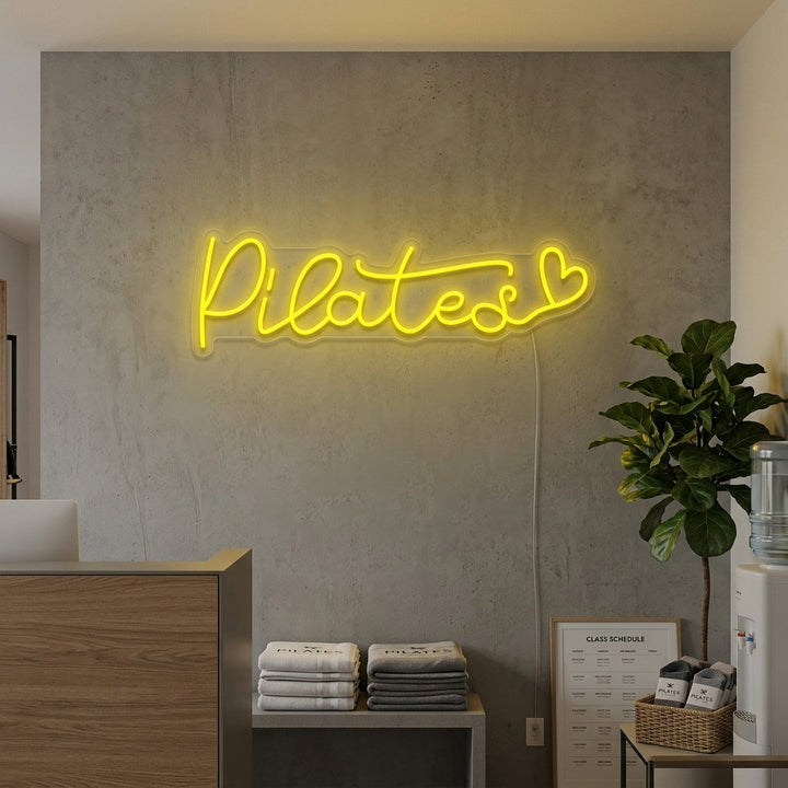 "Pilates Hjerte" Neonskilt
