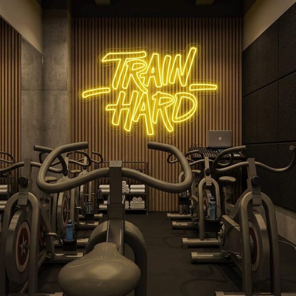 "Train Hard, Treningsstudio Dekor, Treningsstudio Sitater, Fitness Sitater, Trening Sitater" Neonskilt
