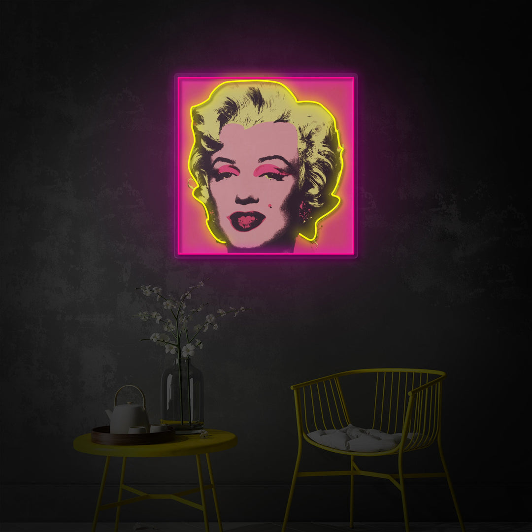 "Blond hårkvinne, popkunst" UV-trykt LED-neonskilt
