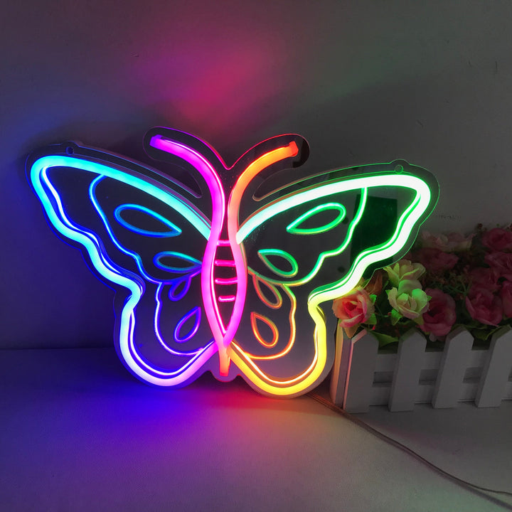 "Butterfly, Drømmende Fargeskiftende" Neonskilt med speilbakside