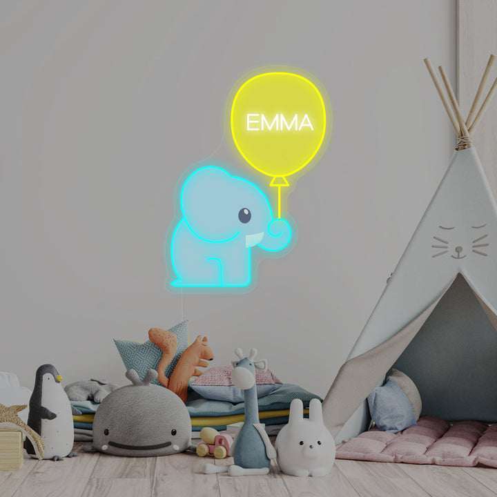 "Tilpasset Navn Med Elefant Og Ballong, Dekor Til Barnerommet" Neonskilt