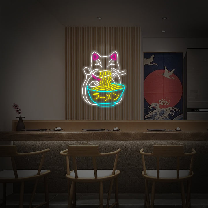"Lykkepusekatt Spiser Ramen Og Japanske Nudler" Neonskilt