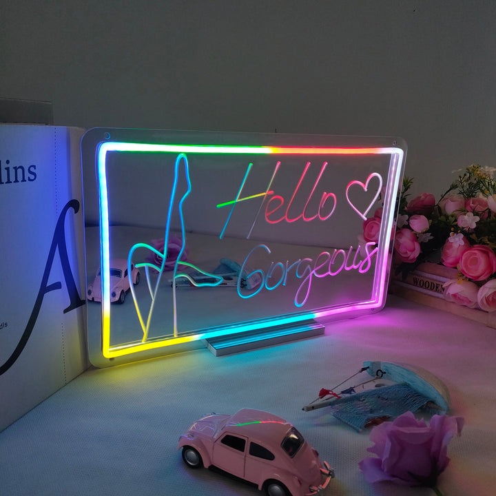 "Hello Gorgeous, Drømmende Fargeskiftende" Neonskilt med speilbakside
