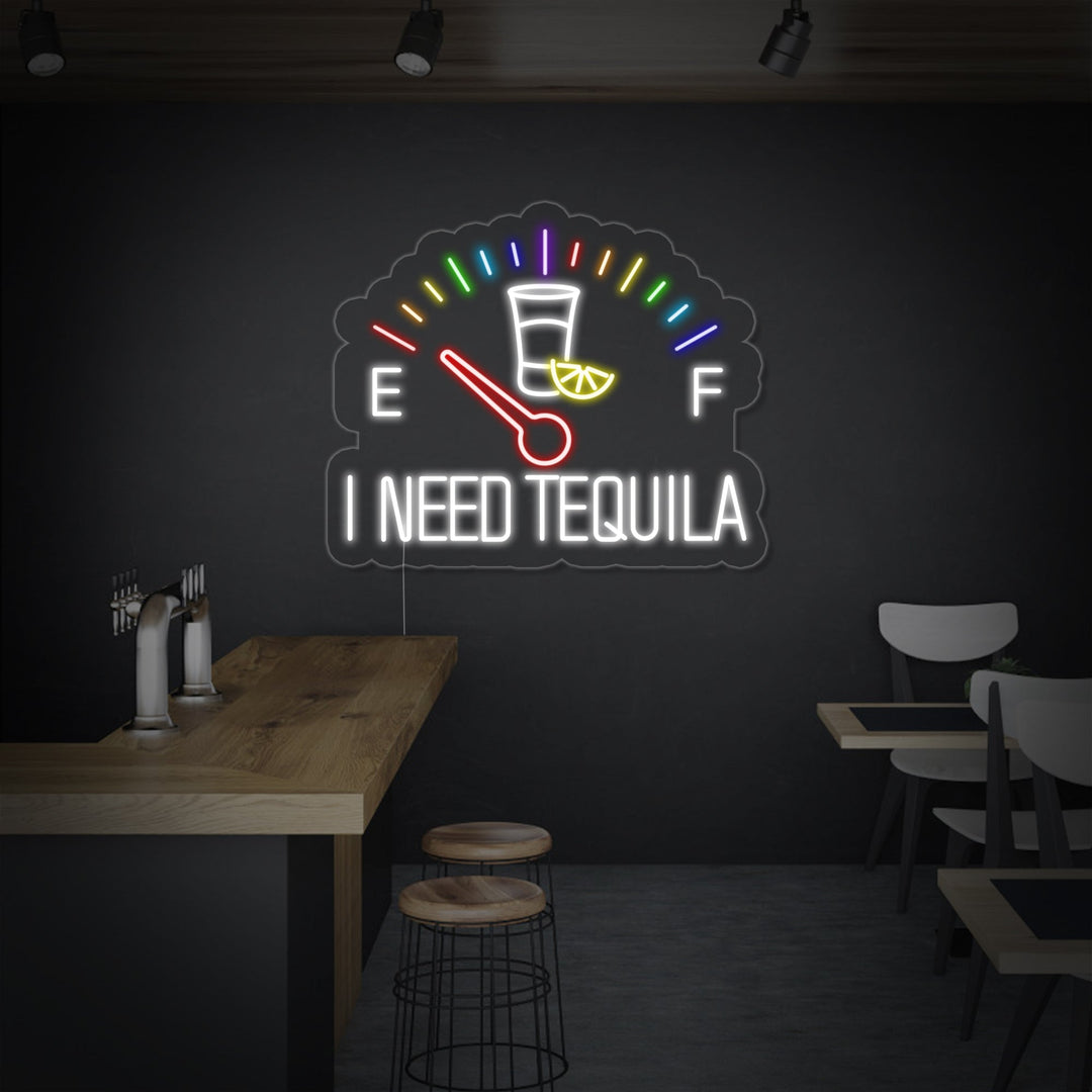 "I Need Tequila Klokke" Neonskilt