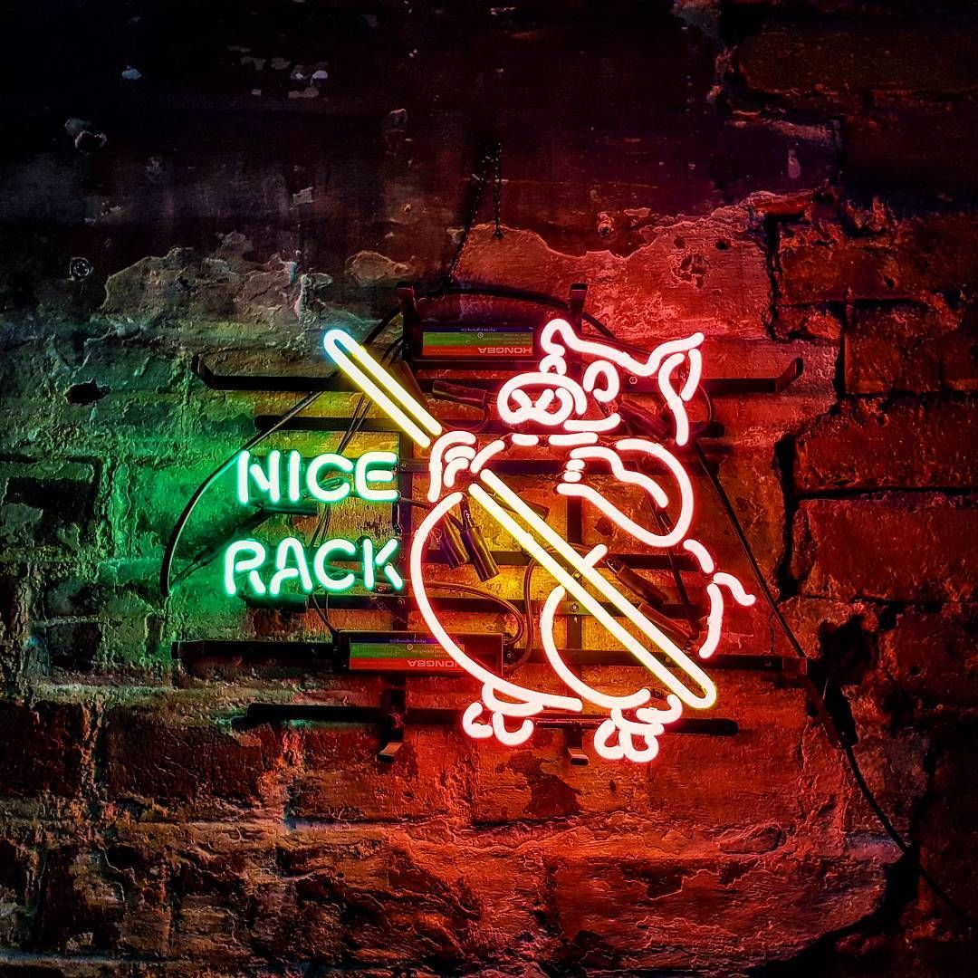 "Nice Rack" Neonskilt